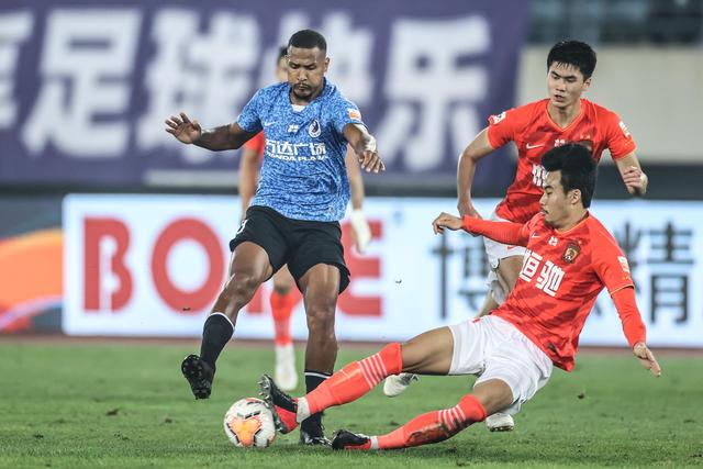 CBA新赛季热门冠军揭晓，北京队横扫对手毫无悬念